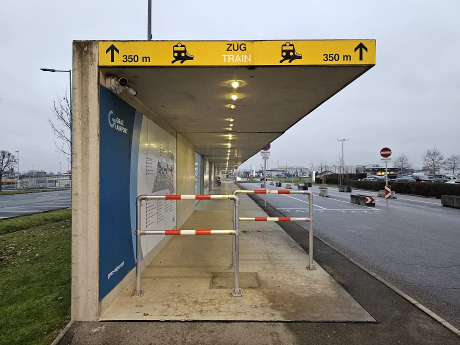 Passadiço para a estação de comboios