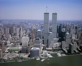 Aspeto original das Torres Gémeas antes dos atentados de setembro de 2001