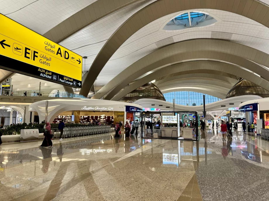 Terminal do aeroporto de Abu Dhabi