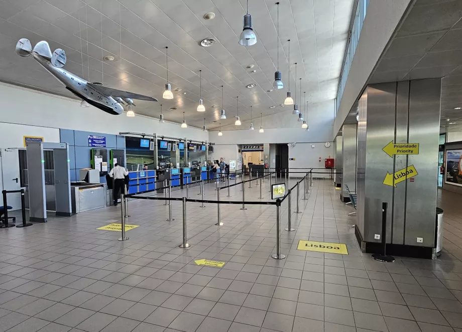 Área de check-in, Aeroporto da Horta