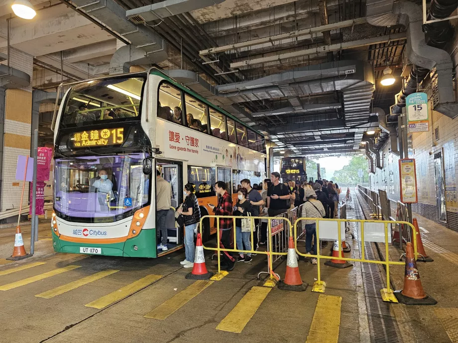 Autocarro 15, Victoria Peak