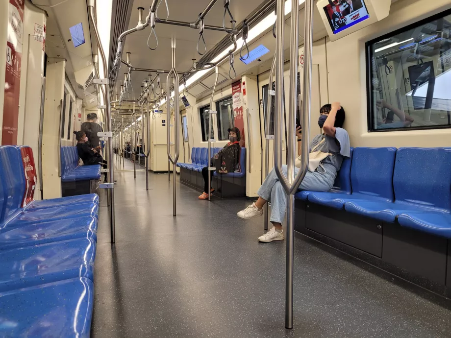 Interior do metro