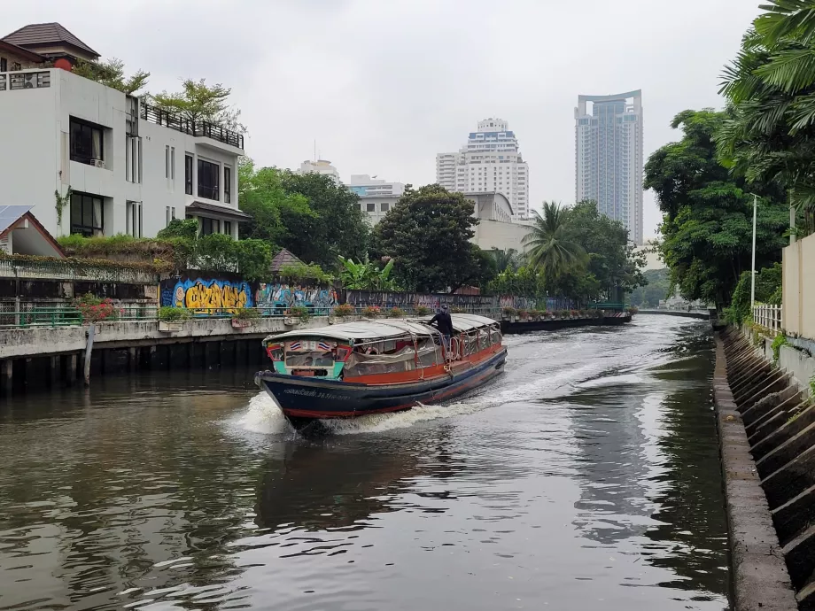 Barco Khlong