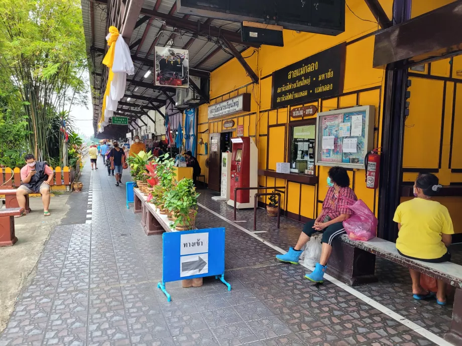 Estação de Wongwian Yai