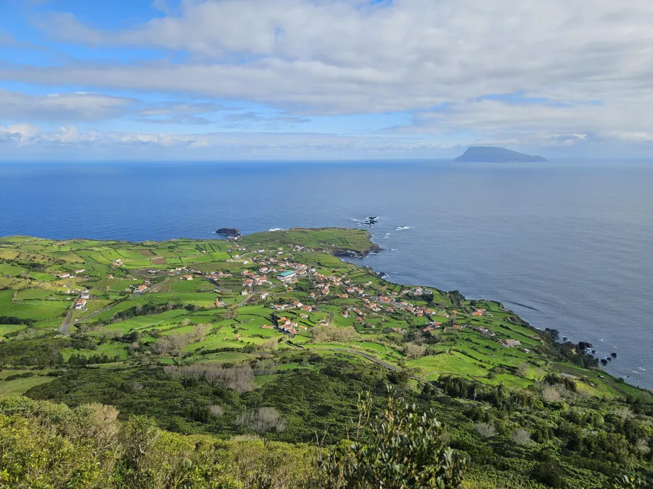 Vista da vila de Ponta Delgada