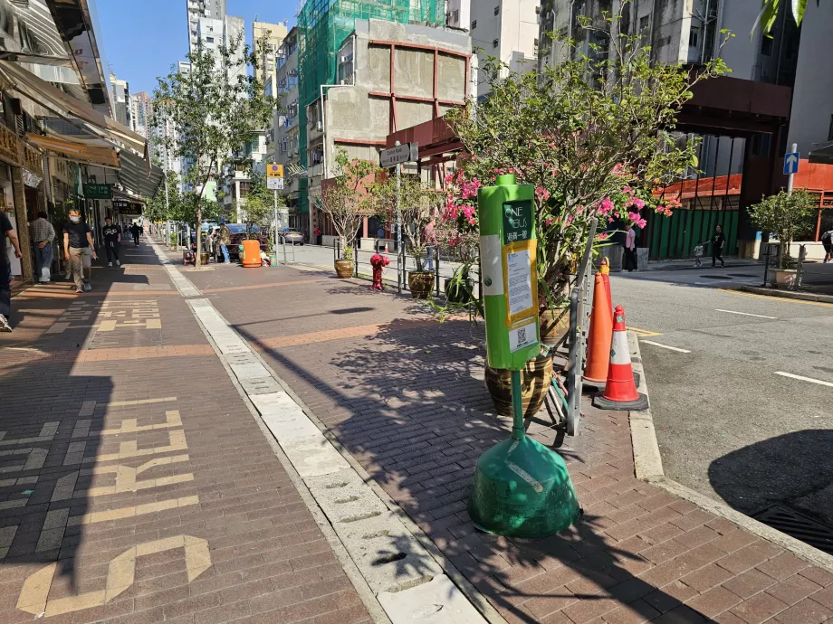 Uma paragem de autocarro em Canton Road