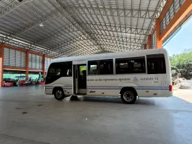 Autocarro para Banguecoque