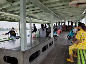 Ferry em Mahachai