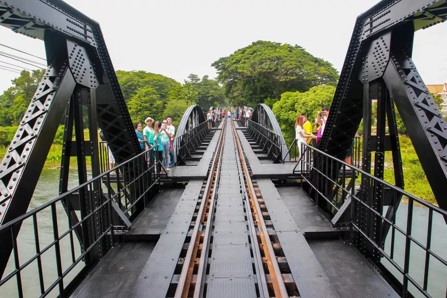 Ponte sobre o rio Kwai