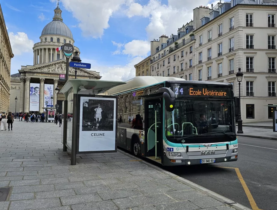 Autocarro Paris