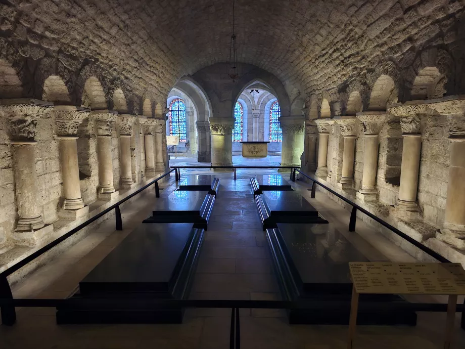 Túmulos dos Reis na Basílica de Saint-Denis