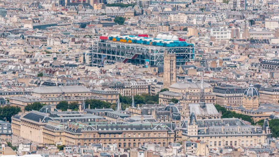 Centro Pompidou a partir da Torre Eiffel