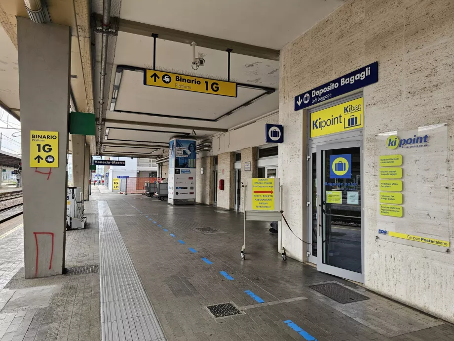 Depósito de bagagens, estação de comboios de Mestre