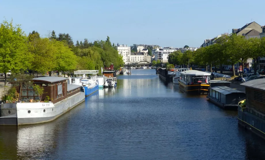 Os canais em Nantes