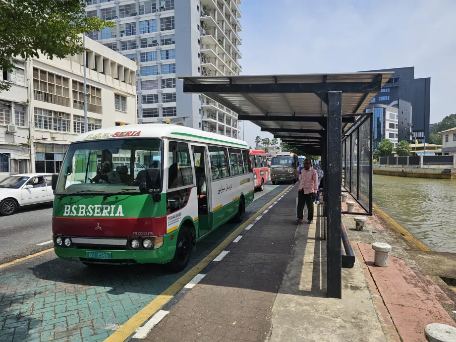 Estação de autocarros de Bandar Seri Begawan