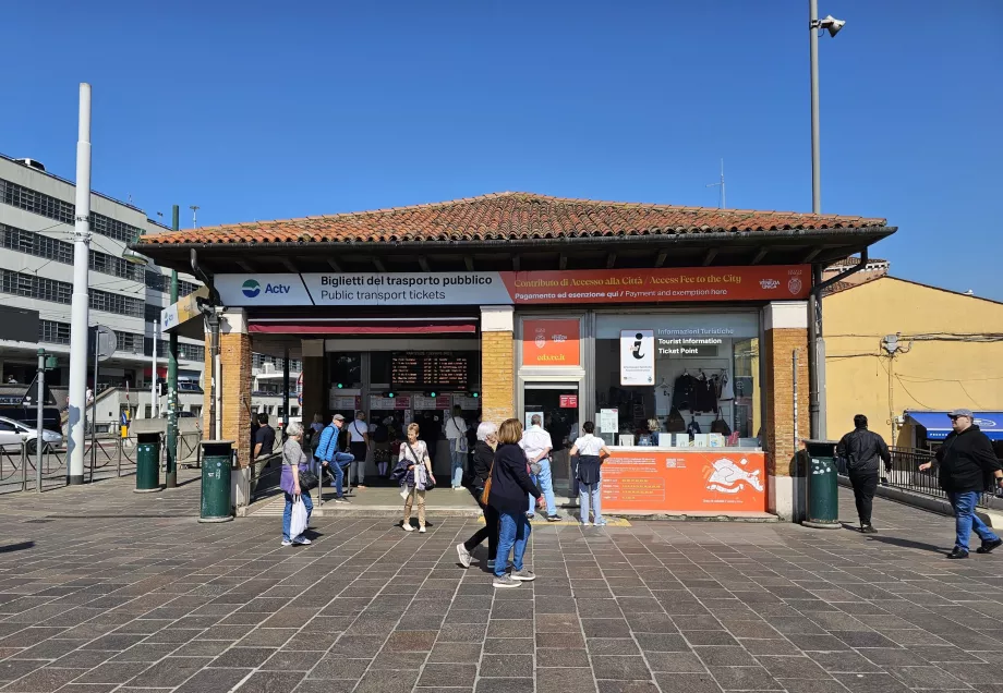 Bilheteira na Piazzale Roma