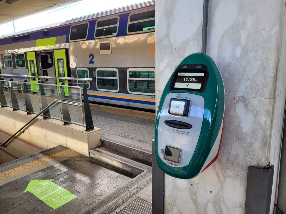 Marcador de bilhetes - Estação de Pisa