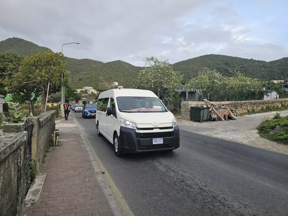 Mini-autocarros em São Martinho