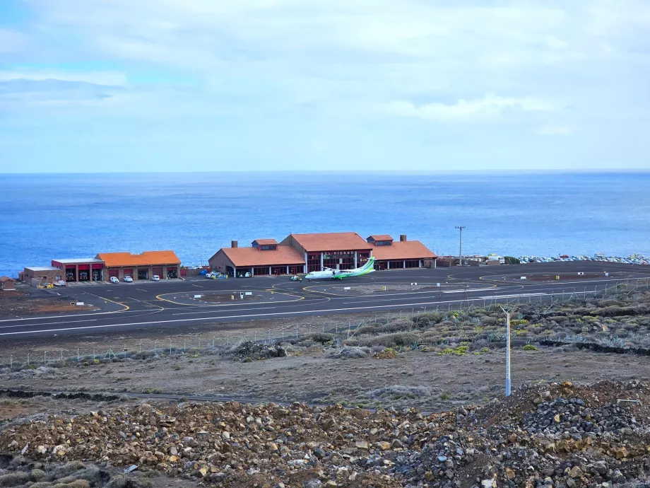 chegada pelo aeroporto El Hierro