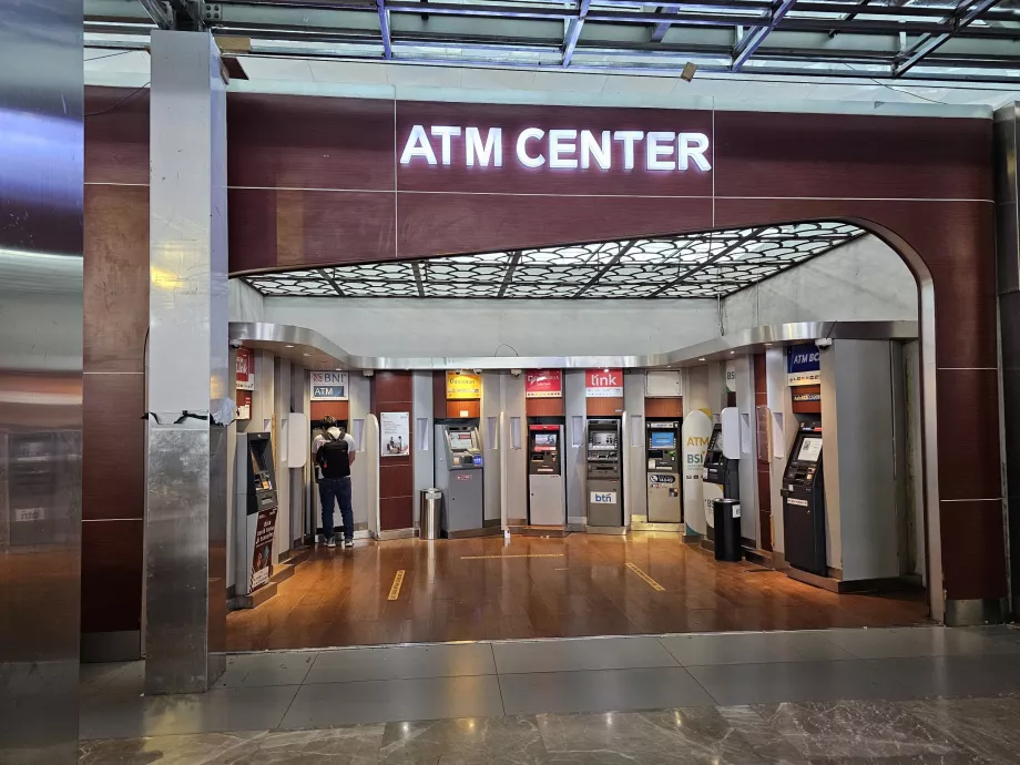 ATMs, Terminal 3