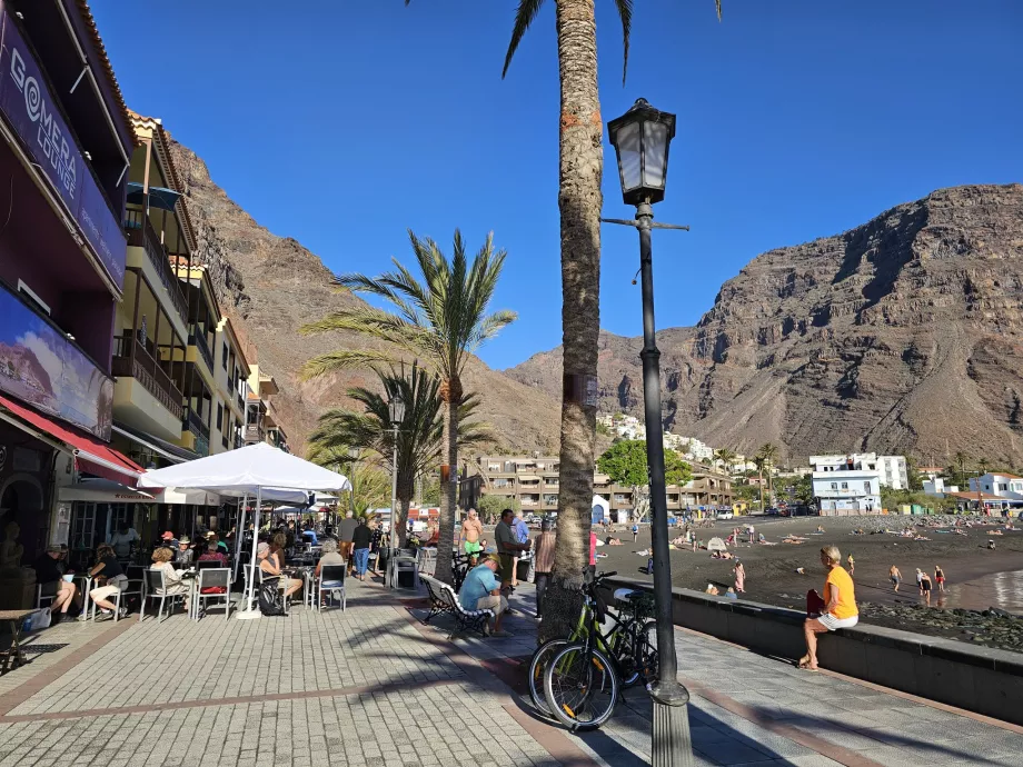 Playa de la Calera, passeio marítimo