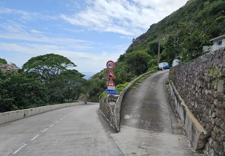 Estrada para Saba