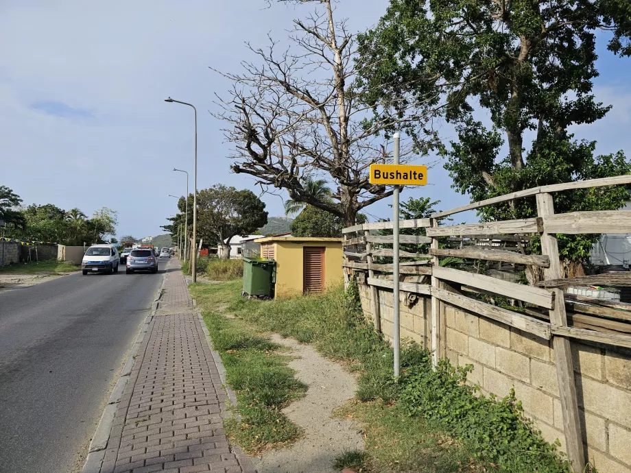 Marcação de paragem de miniautocarros