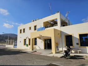 O principal e único terminal do aeroporto de Leros