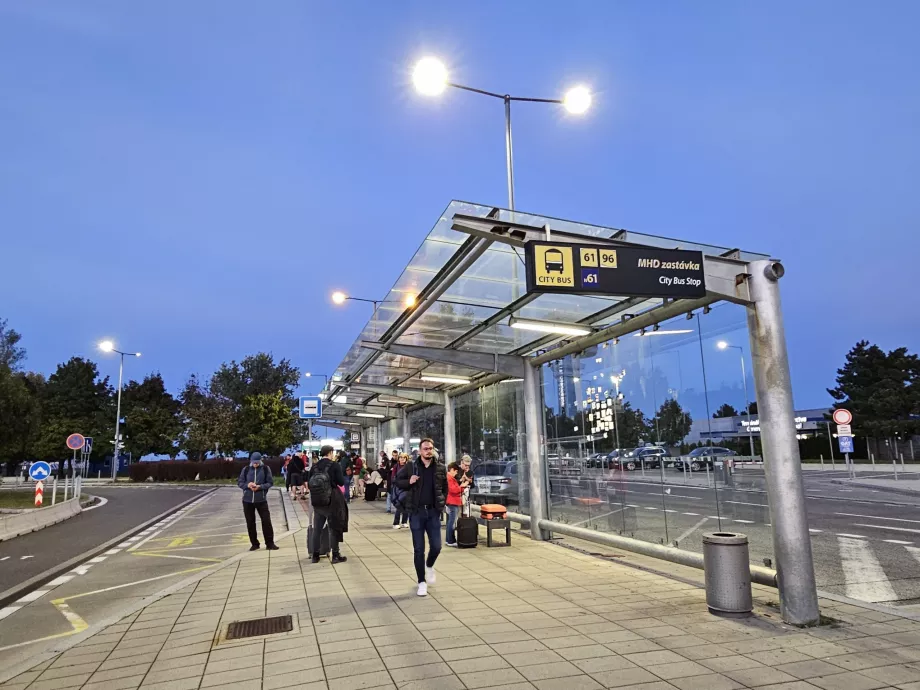 Bus stop in the direction of the centre