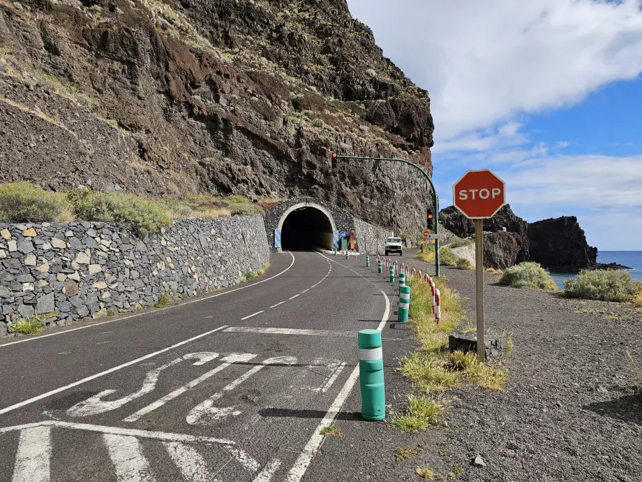 Túnel de sentido único