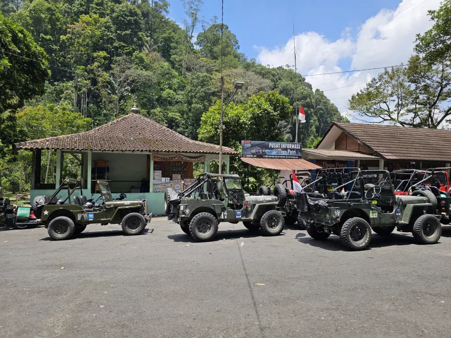 Tour Lava Merapi