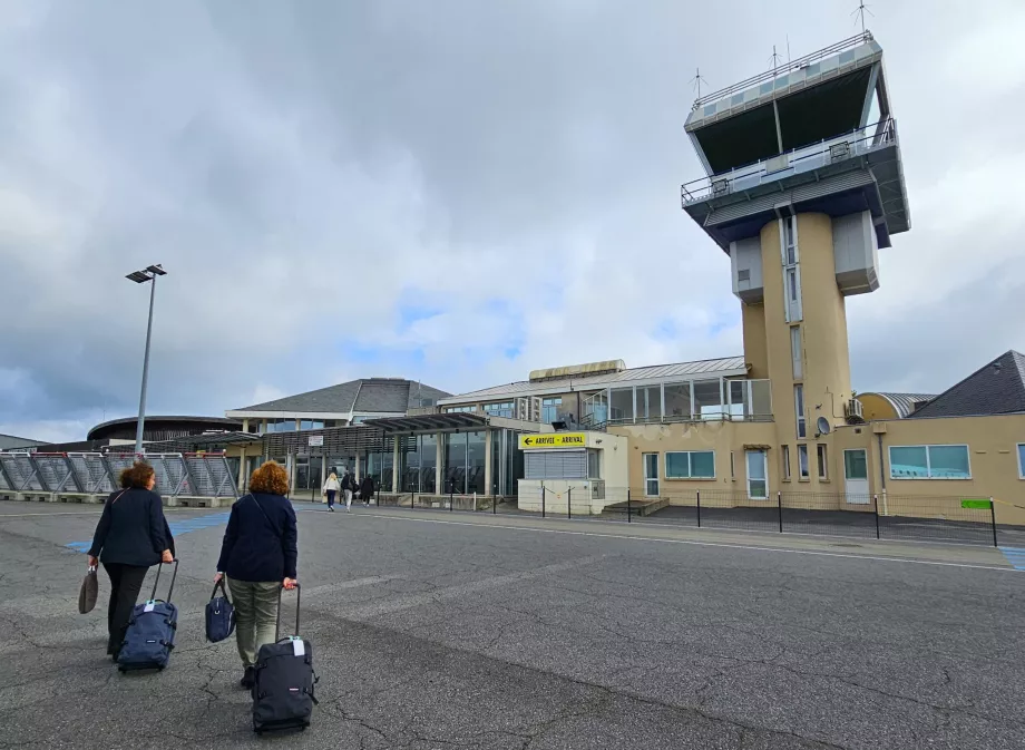 chegada pelo aeroporto de Rodez