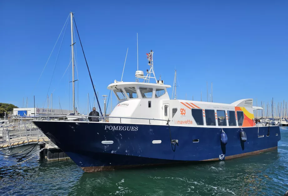 Barco La Navette, doca de Pointe Rouge