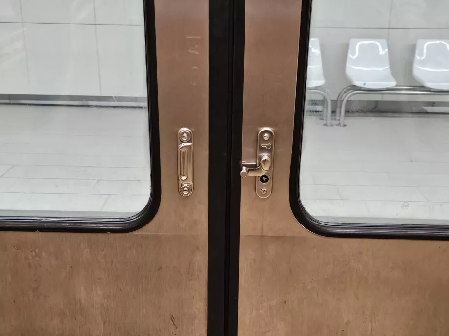 Abrir portas no metro