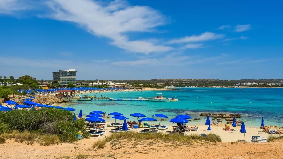 Praia de Makronissos