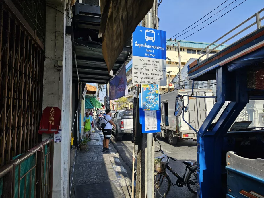 Sinal de paragem na Rua Ranong