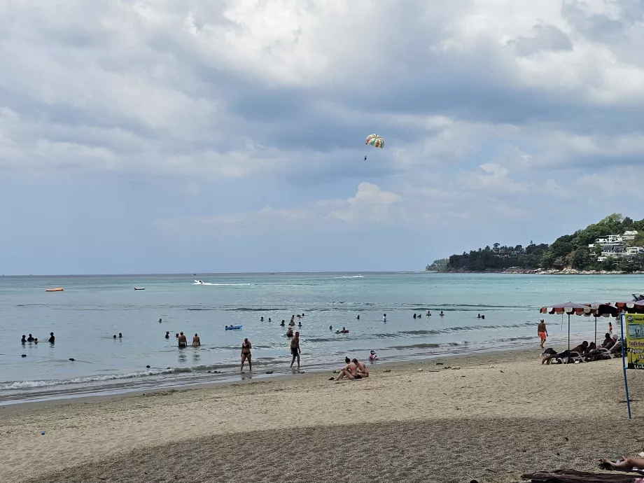 Parasiling, Praia de Kamala