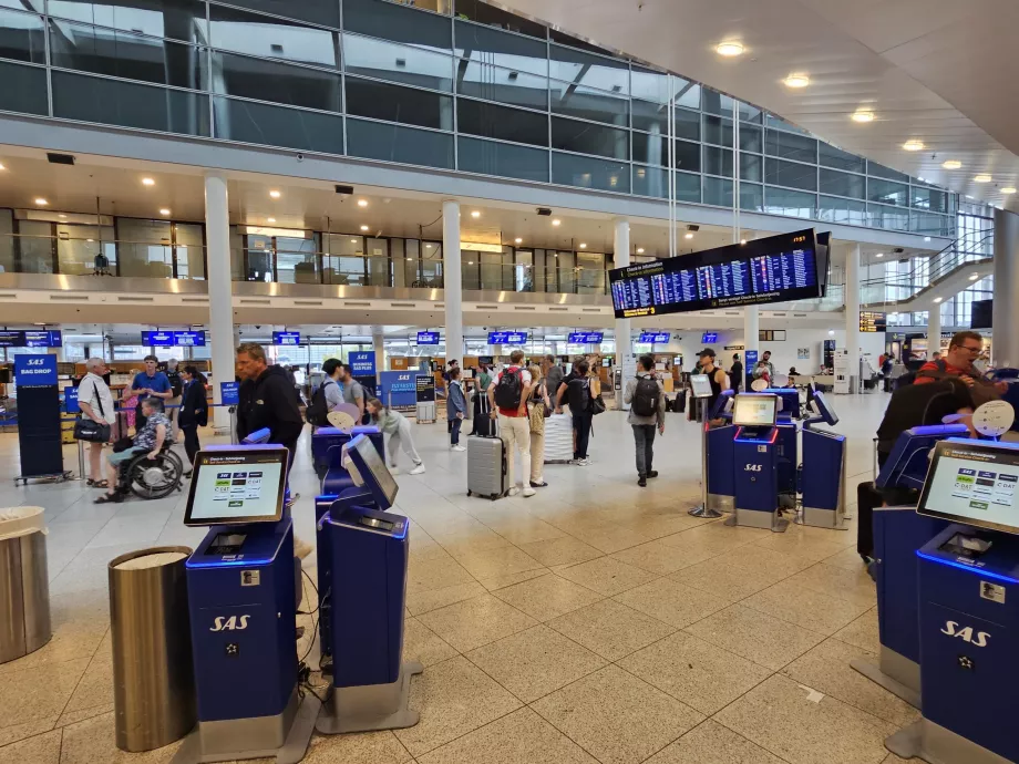 Sala de check-in do Terminal 3