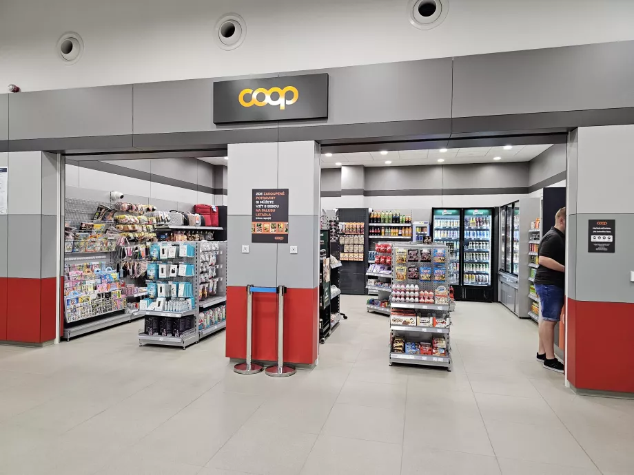 Coop no aeroporto de České Budějovice