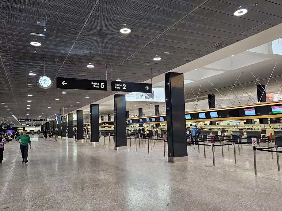 Sala de check-in, Aeroporto ZRH