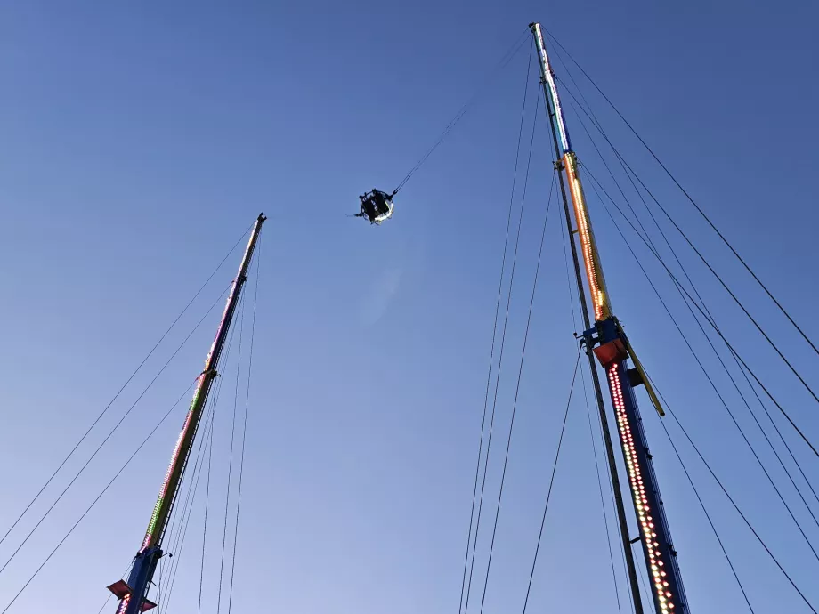 Bungee jumping invertido