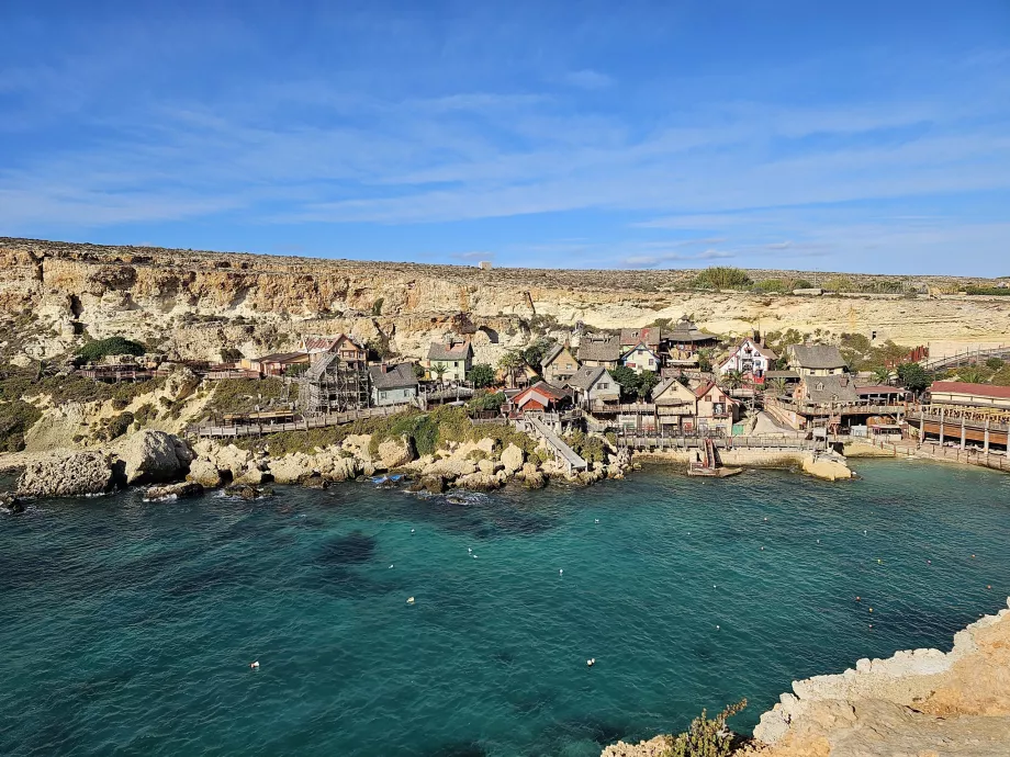 Vista da aldeia de Popeye, o Marinheiro