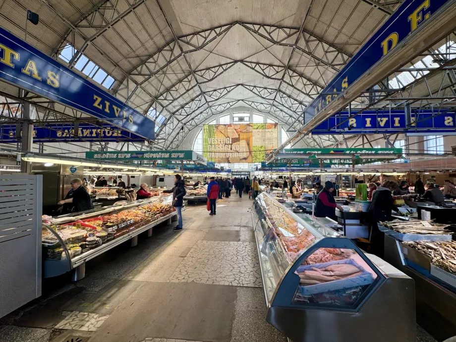 O interior do Mercado Central de Riga