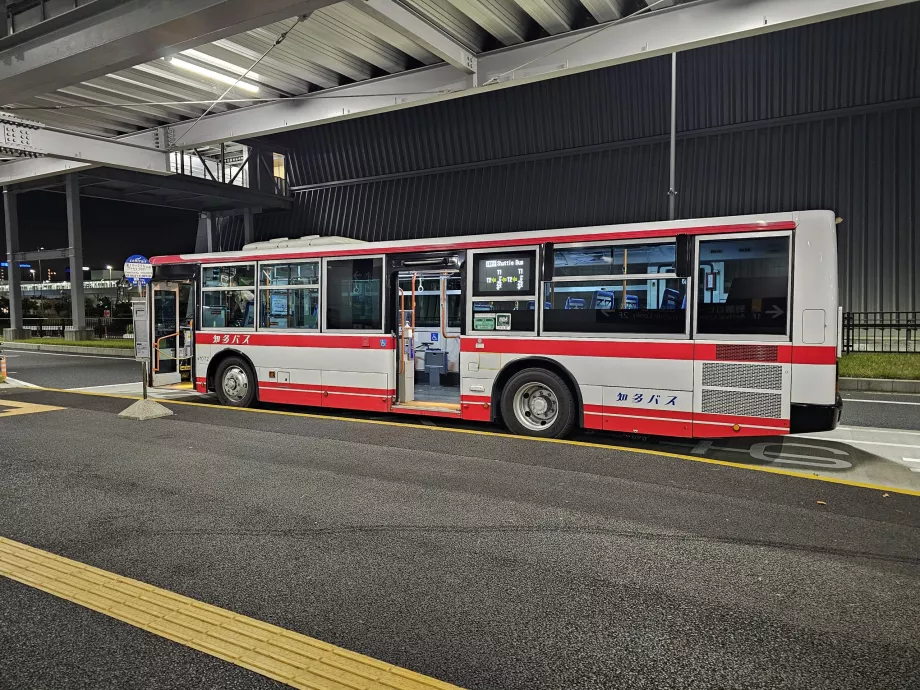 Autocarro de transporte entre terminais