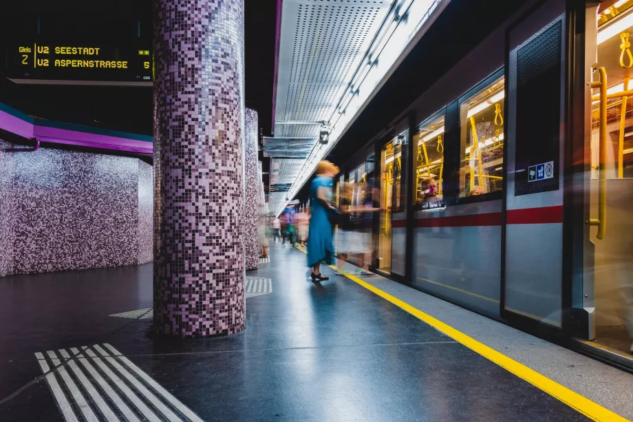 Estações de metro