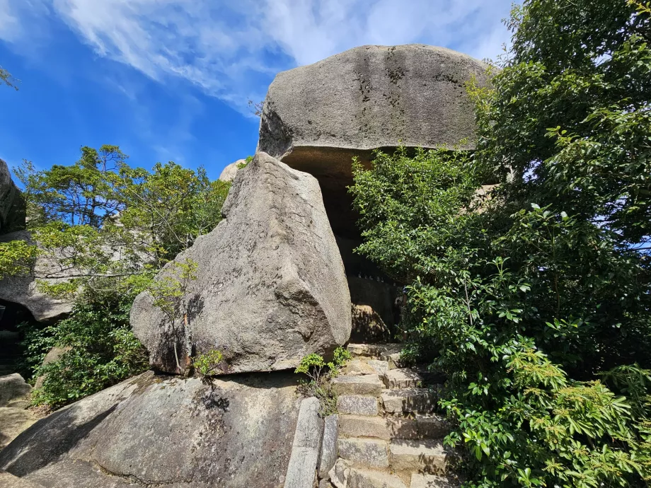 Percurso pedestre até ao Monte Misen