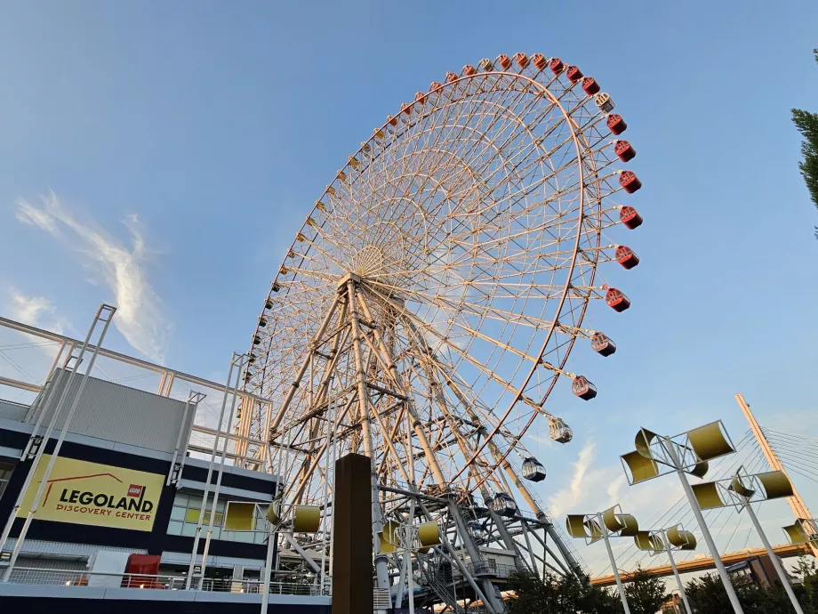 Roda gigante Tempozan