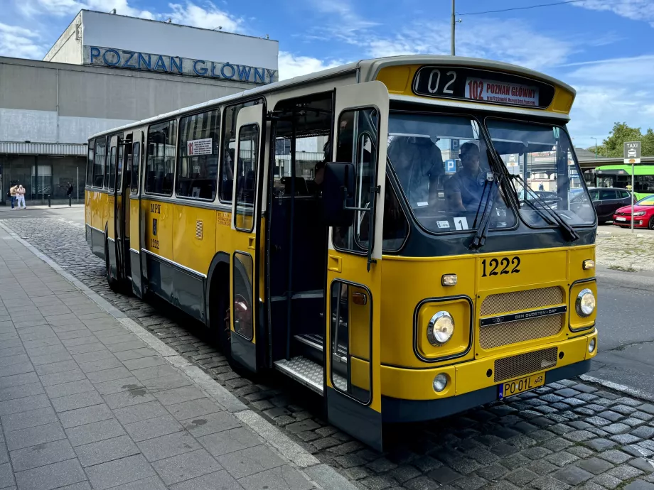 Linha histórica de autocarros n.º 2