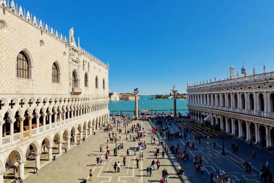 Praça do Palácio Ducal